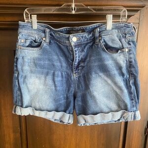 Liverpool rolled cuff shorts size 12
